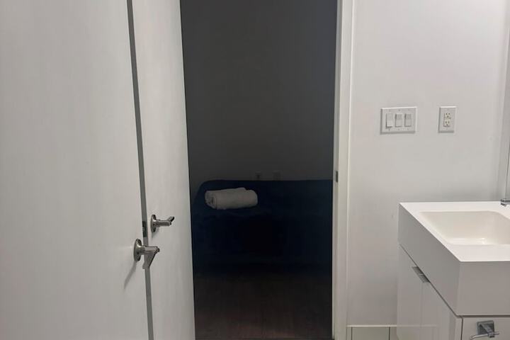Room 14 of 15
