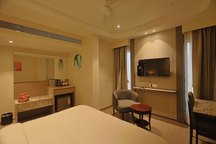 Room 14 of 64