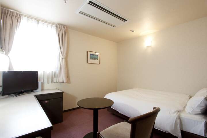 Room 7 of 35
