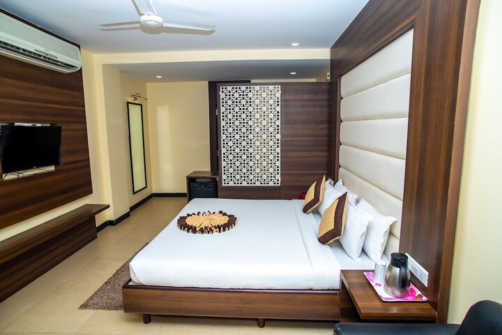 Room 6 of 61