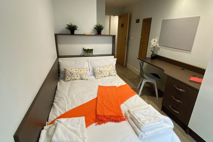 Room 18 of 51