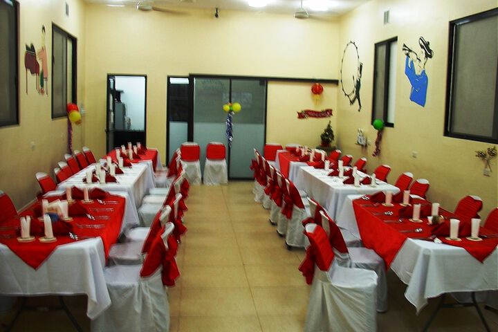 Ballroom/Hall 99 of 126