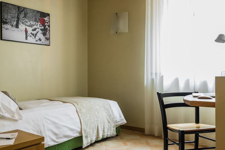Room 20 of 92