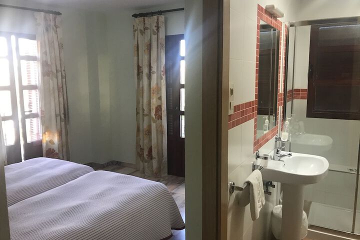 Room 8 of 46