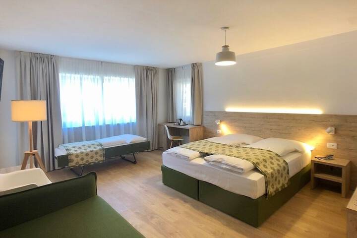 Room 14 of 35