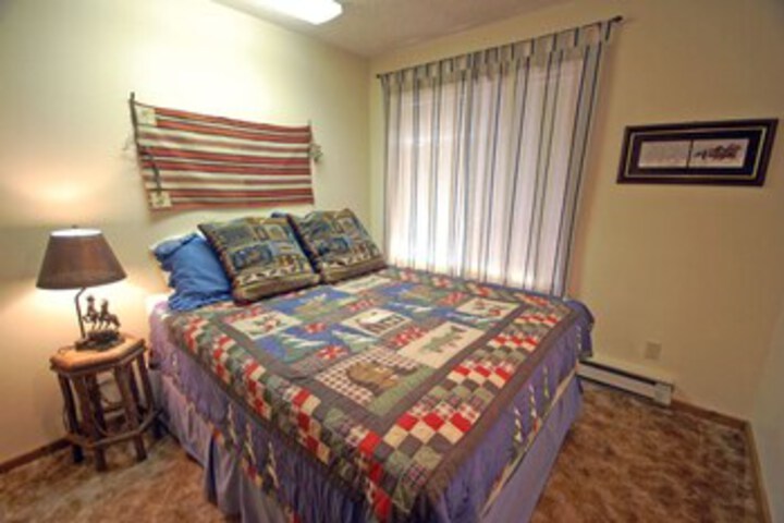 Room 35 of 40