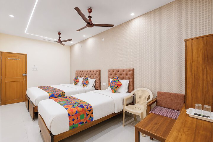 Room 13 of 29