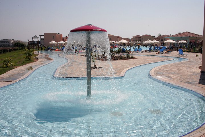 Pools & Facilities