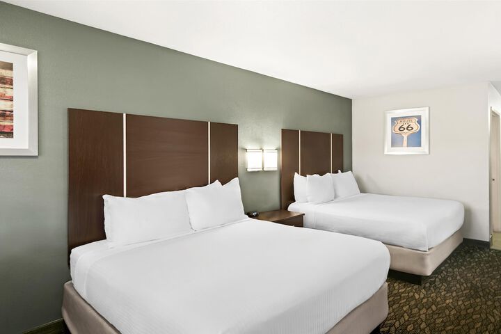 Room 6 of 36