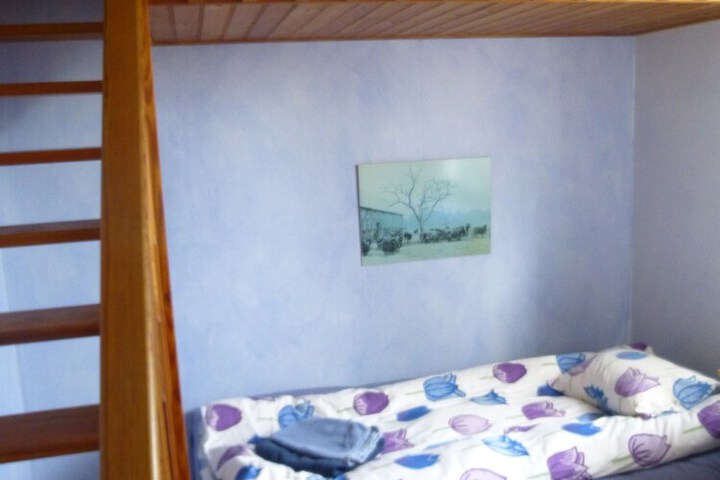 Room 5 of 36