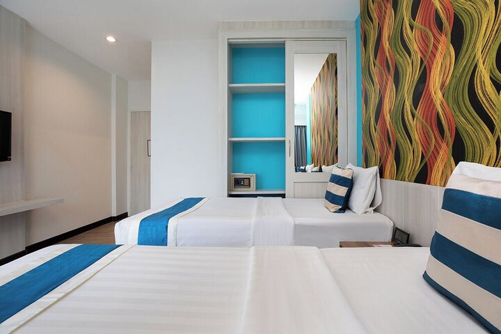 Room 8 of 39