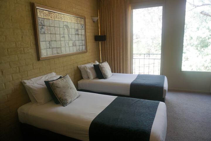 Room 5 of 45