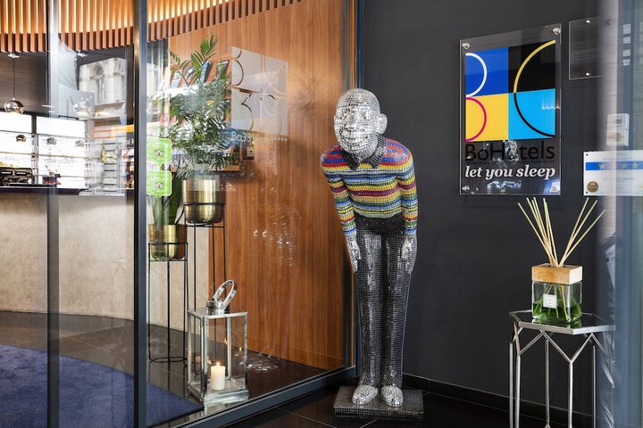 Hotel Lobby
