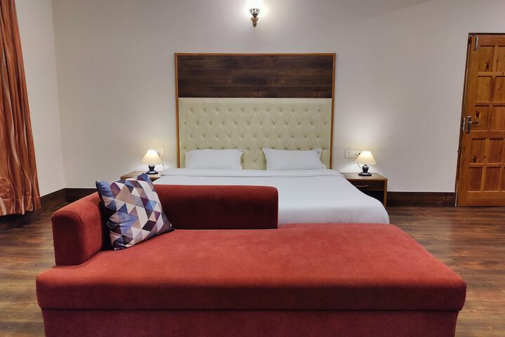 Room 40 of 76