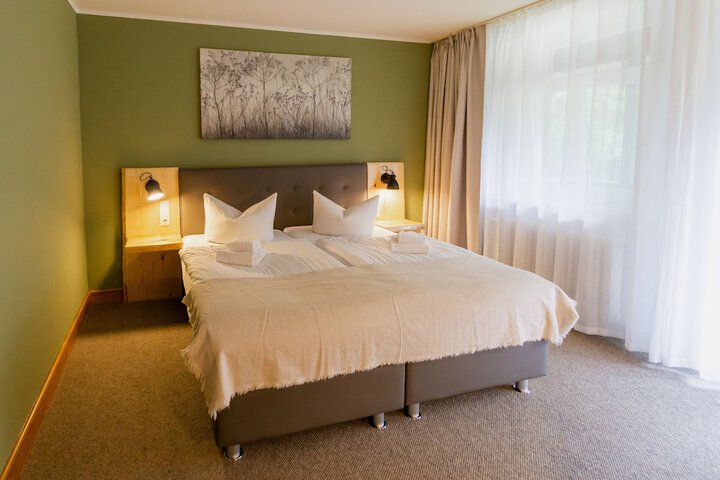 Room 28 of 132