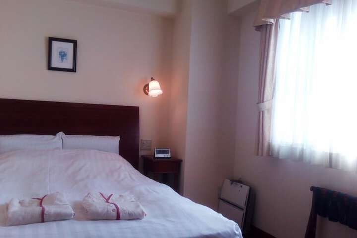 Room 15 of 65
