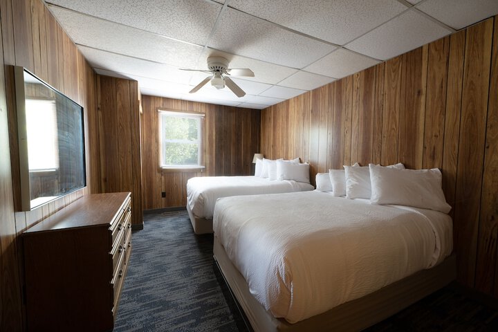 Room 35 of 324