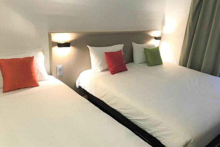 Room 7 of 54