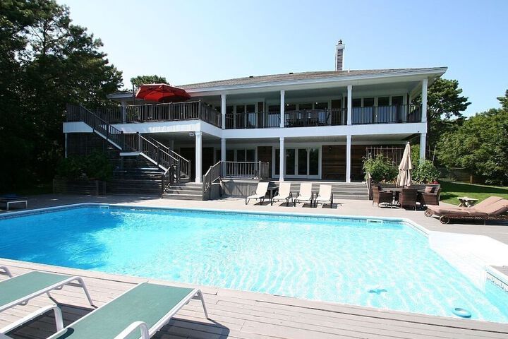 Pool 55 of 76