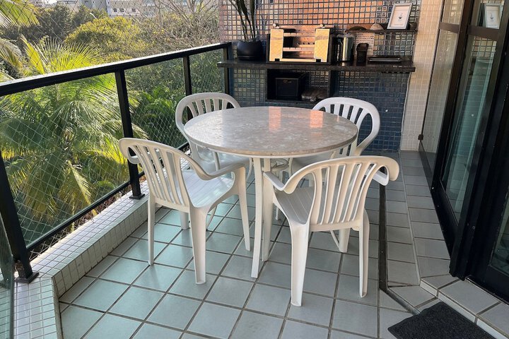 Dining 430 of 487