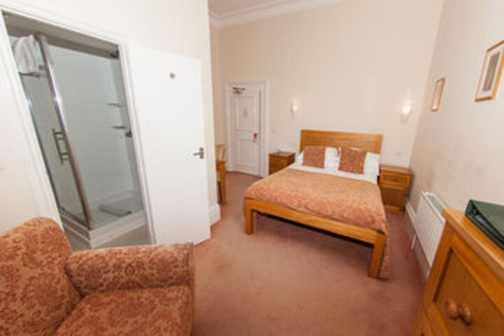 Room 46 of 87