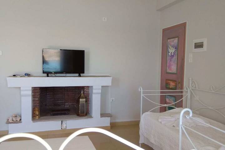 Room 7 of 25