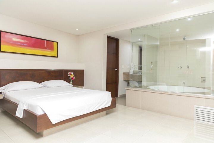 Room 4 of 41