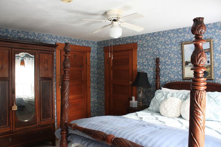 Room 25 of 89