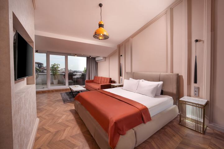 Room 15 of 56