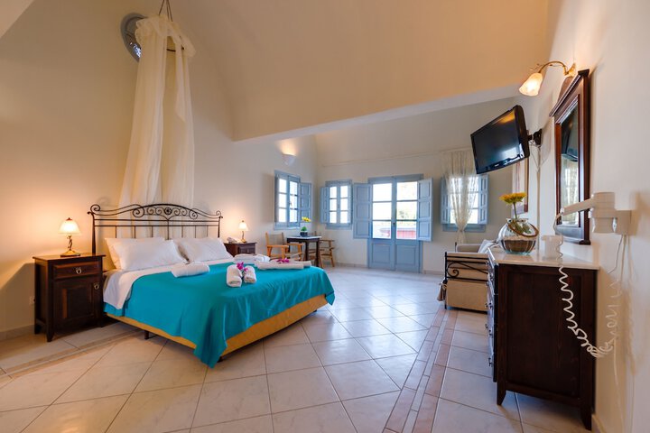 Room 6 of 53