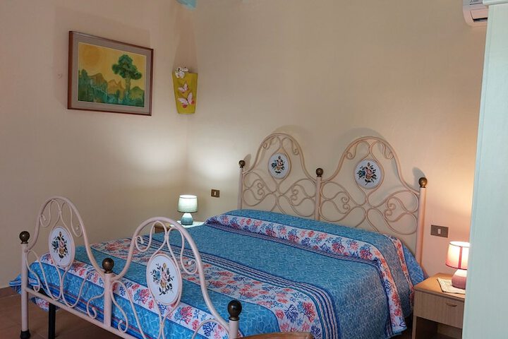 Room 10 of 36