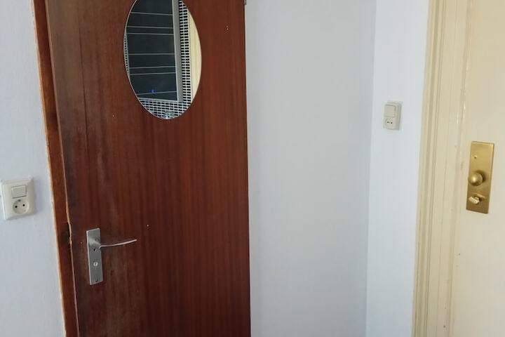 Room 34 of 54
