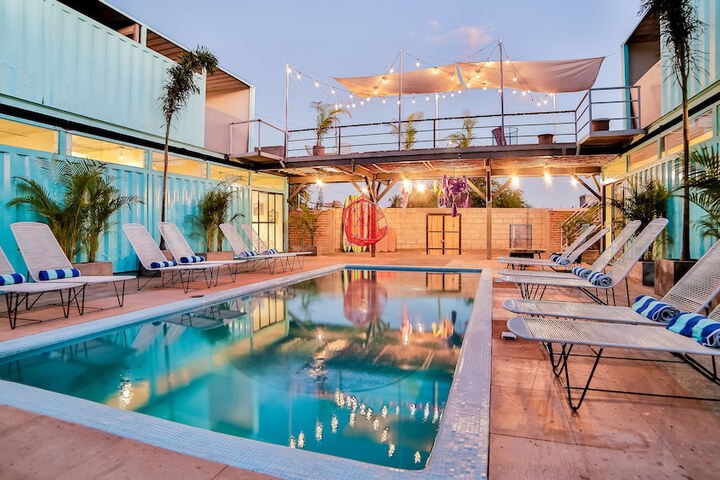 Pool 42 of 122