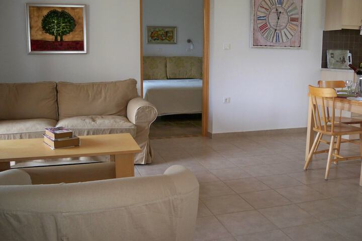 Room 22 of 64