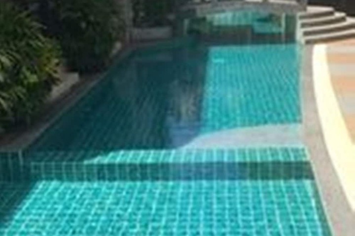 Pool 37 of 45