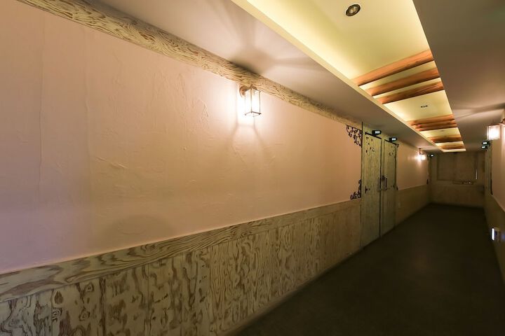 Ballroom/Hall 59 of 64