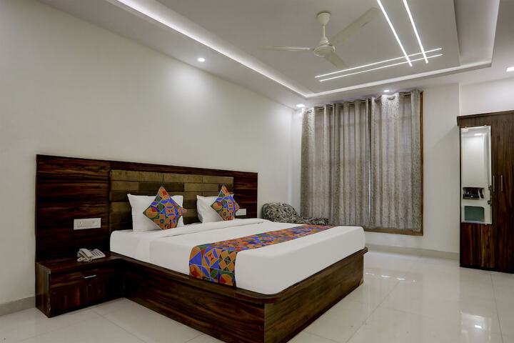 FabHotel Oriental