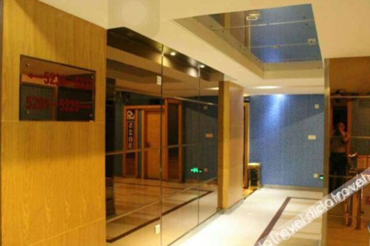 Hotel Interior 7 of 14