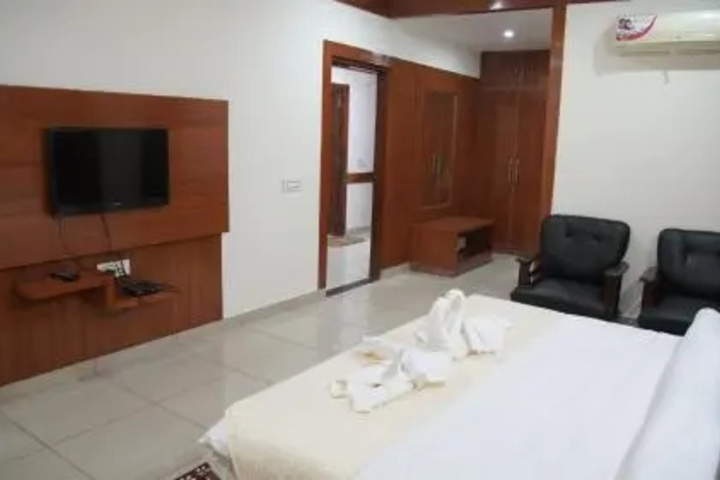Room 6 of 11