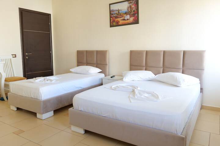 Room 8 of 41