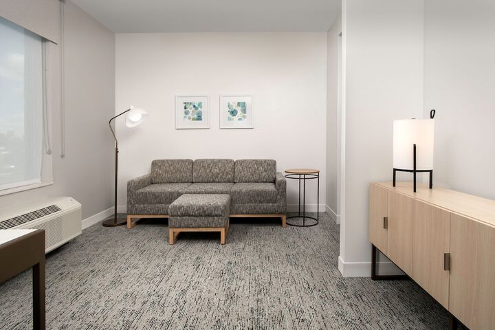 Room 15 of 34