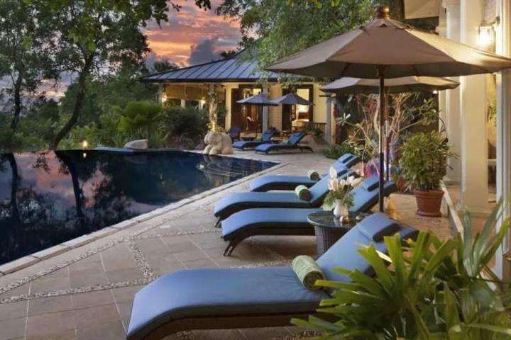 Pool 6 of 11