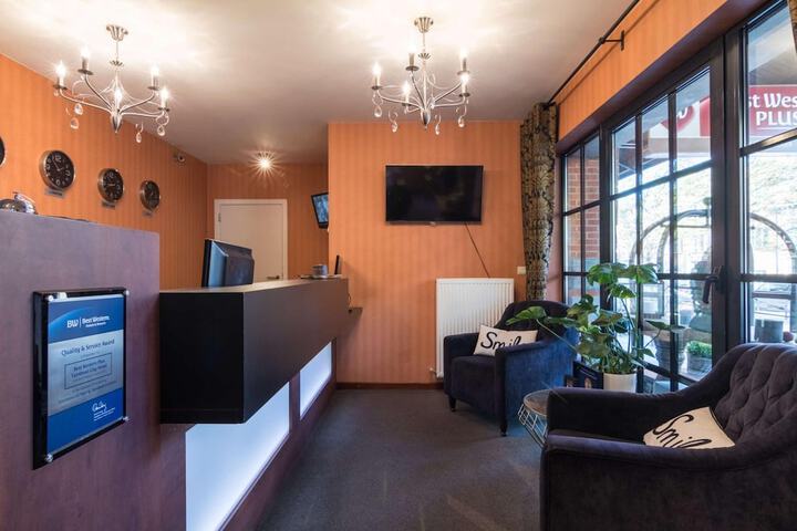 Lobby Entry