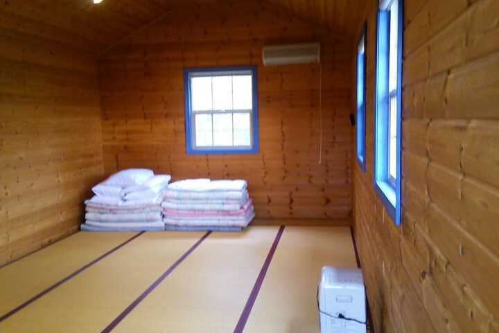 Room 2 of 11