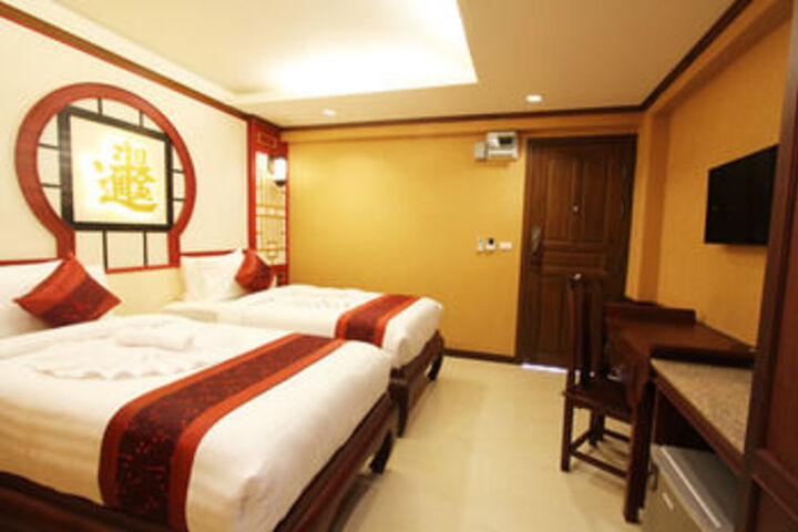 Room 76 of 145