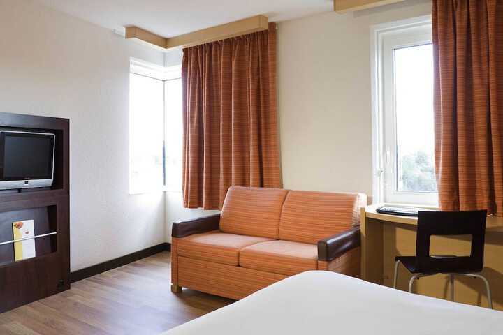Room 19 of 75
