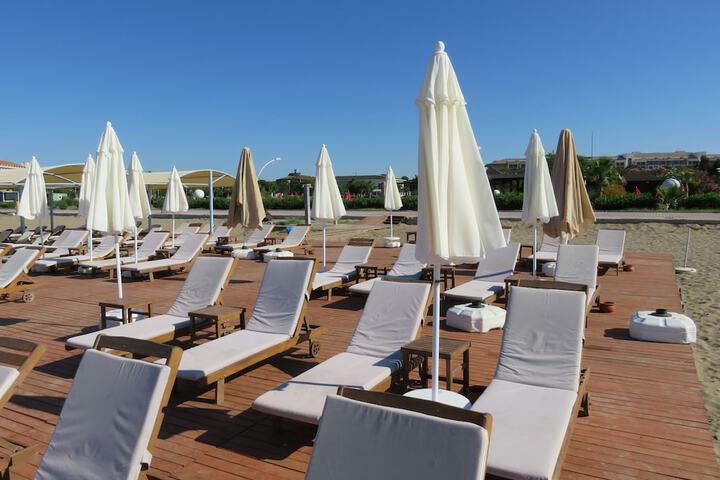 Sundeck 96 of 96