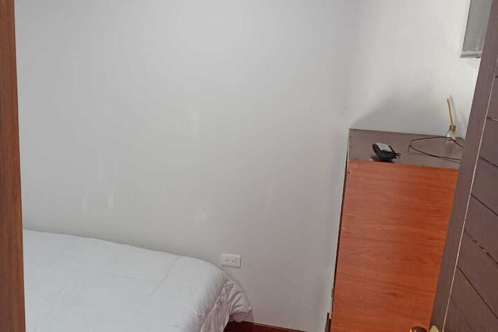 Room 52 of 66