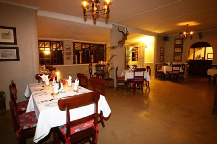 Dining 8 of 8