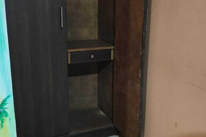 Room 7 of 39